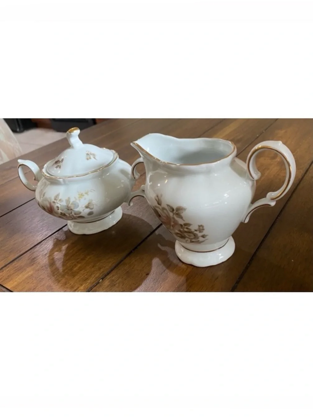N/A elegant porcelain